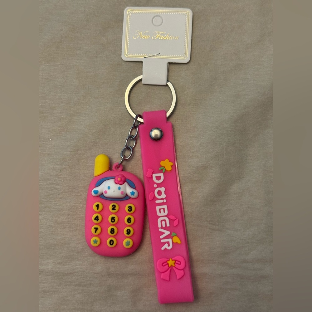 Pink Cinnamoroll Cell Keychain